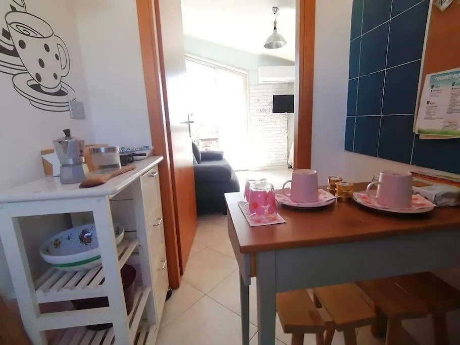 로칼루메라 Casa Di Arturo Mansarda 아파트 0*,