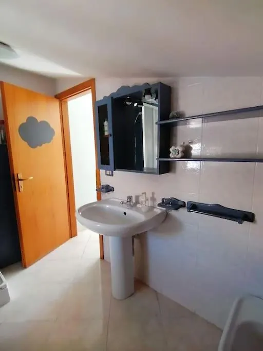 로칼루메라 Casa Di Arturo Mansarda 아파트