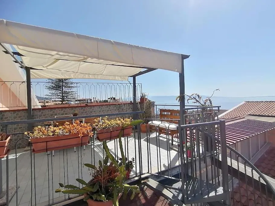Apartmán Casa Di Arturo Mansarda Roccalumera 0*,